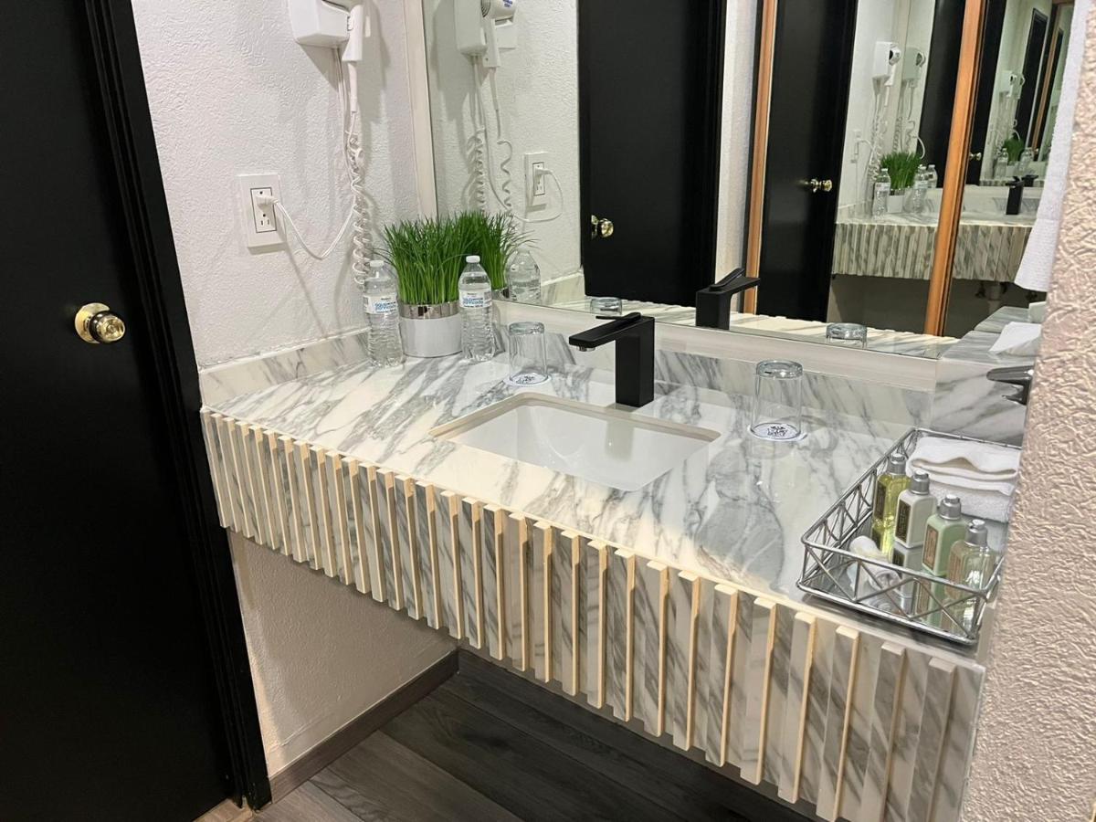 Hotel Posada San Antonio Reynosa Zewnętrze zdjęcie